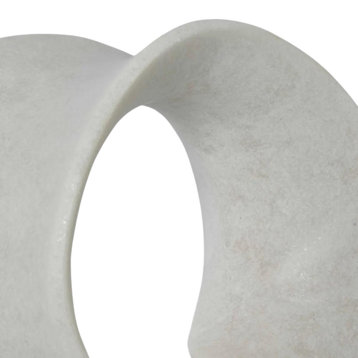 Aqulia Sculpture Large White