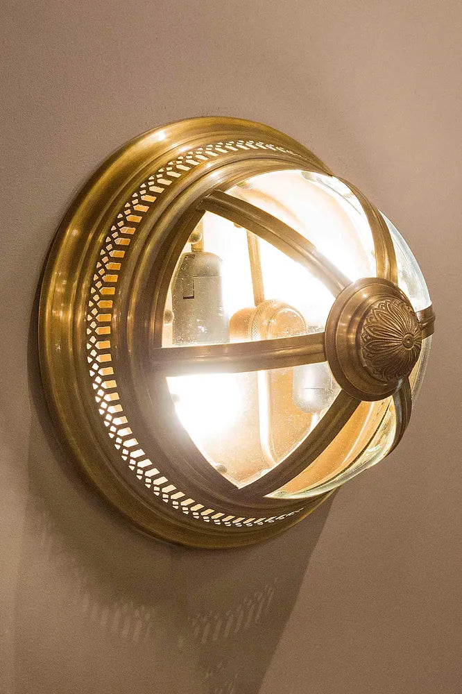 Wally Wall Light Antique Brass